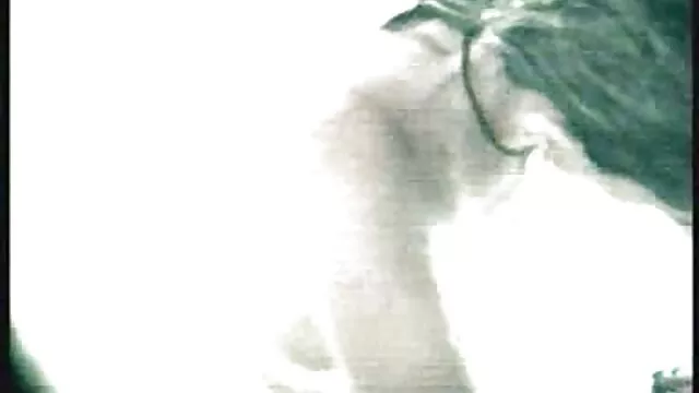 私の指示に従って、私と一緒に遊ぶ 女 の ため の セックス 動画