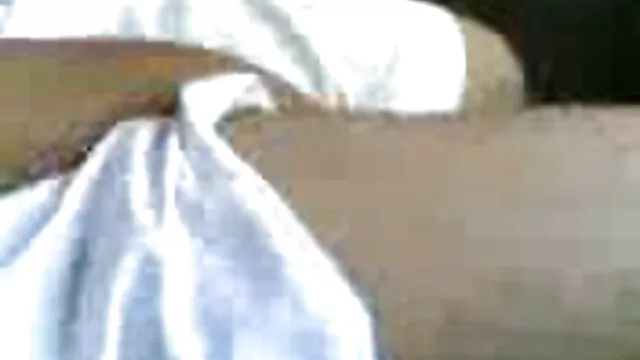 エマはGunnarと彼の大きな銃によって殴られます。 女性 の ため h 動画