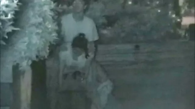 怪物の猫は黒いディルドが必要です。 無料 エロ 動画 女性