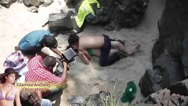 ルナは伸びてくすぐった（へそ)) 女性 が 見 たい エッチ 動画